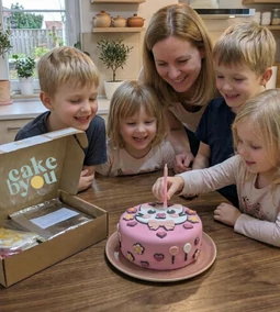 Milyen tortát süssek szülinapra? 5 kreatív DIY torta ötlet otthon